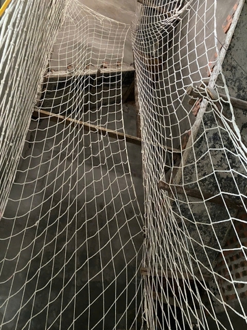 Lưới bảo hộ chống rơi