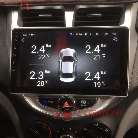 Cảm biến áp suất lốp Steelmate TP-MT30 tích hợp màn hình Android