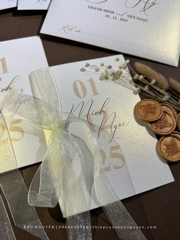 (BN-AK042) Thiệp Cưới Ánh Kim BN