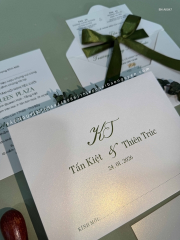 (BN-AK047) Thiệp Cưới Giấy Ánh Kim Thơm