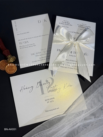 (BN-AK051) Thiệp Cưới Giấy Ánh Kim Thơm