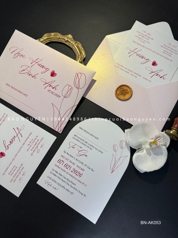 (BN-AK053) Thiệp Cưới Giấy Ánh Kim Thơm
