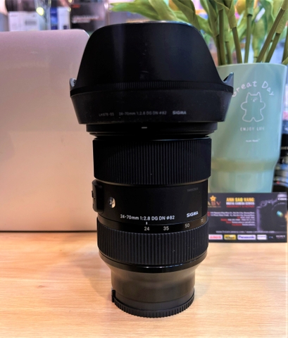 Lens Sigma 24 - 70mm F2.8 Art