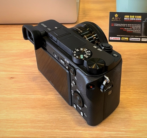 Sony A6400