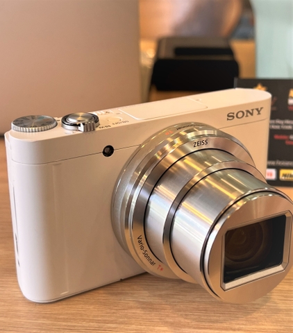 Sony WX500