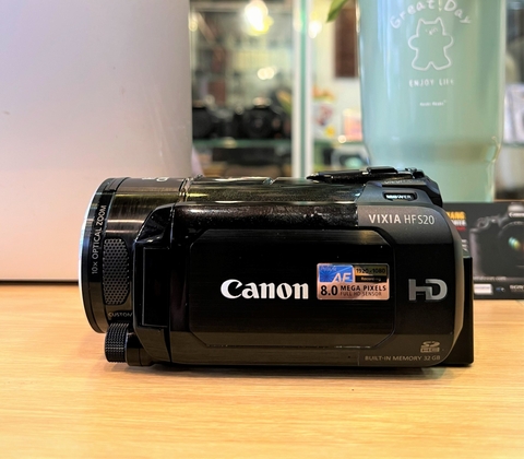 MÁY QUAY CANON ViXIA HF S20