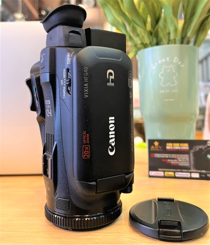 MÁY QUAY CANON VIXIA HF G40