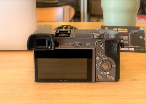 Sony A6000