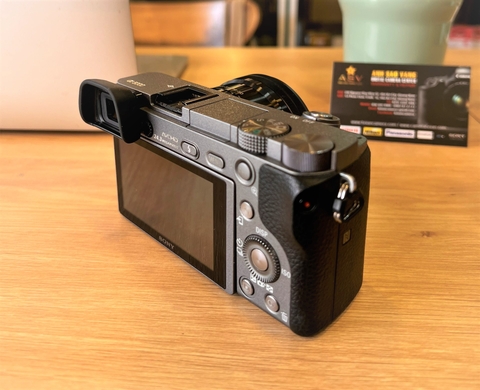 Sony A6000