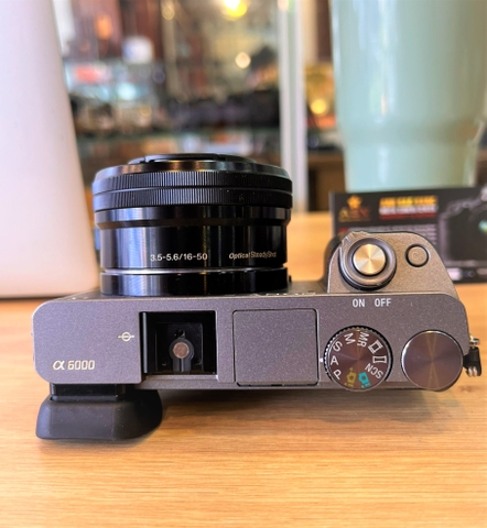 Sony A6000