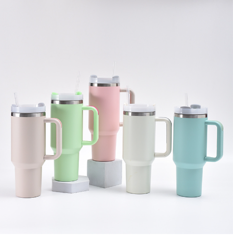 Cốc Coffee giữ nhiệt cầm tay có ống hút, Cốc giữ nhiệt in khắc tên logo