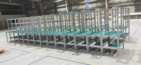 Bàn ghế thao tác lắp ráp - Assembly worktable