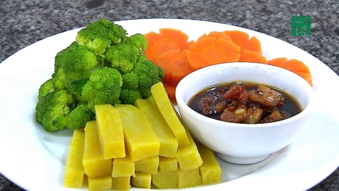Củ quả luộc chấm kho quẹt