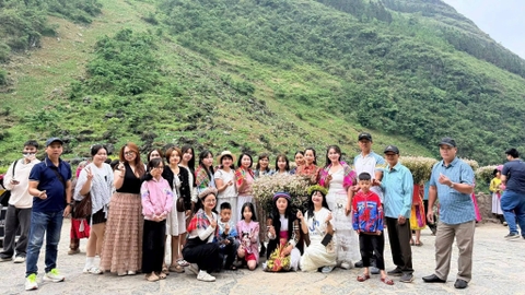 HỒ CHÍ MINH - HÀ GIANG - ĐỒNG VĂN - YÊN MINH - LŨNG CÚ  - LÔ LÔ CHẢI  4 NGÀY 3 ĐÊM | Khởi hành: thứ 5 hàng tuần từ TP HỒ Chí Minh