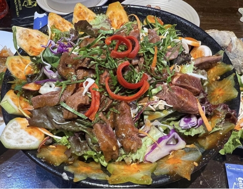 Gỏi bò quán Ghiền