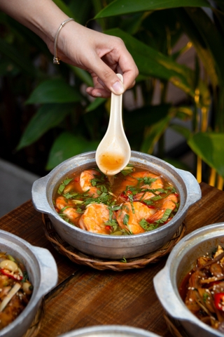 Soup tomyum hải sản