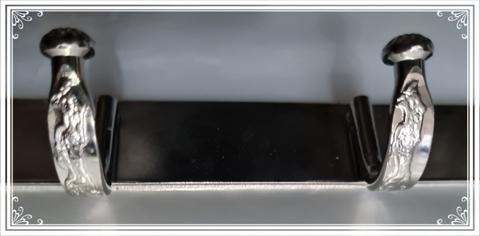 móc la rồng inox 201