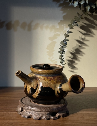 Ấm mộc Kyusu màu nâu đất lọc gốm tổ ong hoả biến