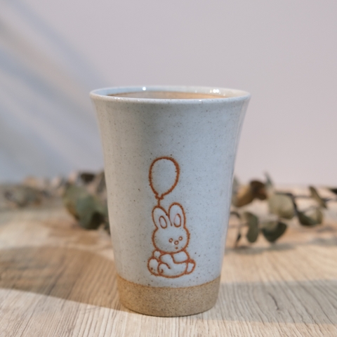 Cốc mộc men tiêu vẽ thỏ