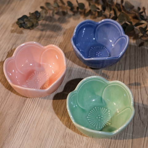 Đĩa chấm hoa đào