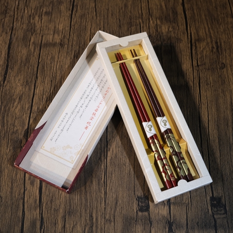Set đũa phu thê sơn mài Wakasa Nhật Bản (Nguyên hộp)