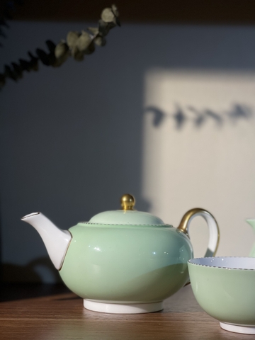 Set trà sứ xương cao cấp Wedgwood 3 món