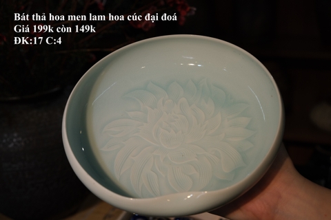 Bát thả hoa men lam hoa cúc đại đóa