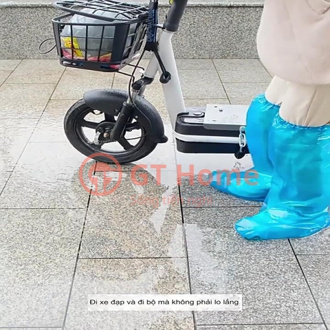 Ủng PE đi mưa 1 lần
