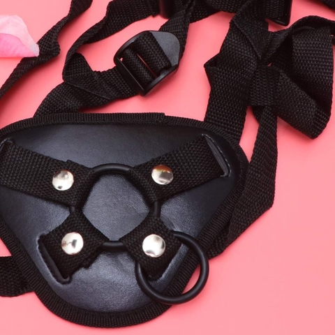 Đai đeo dương vật giả dễ thao tác sử dụng