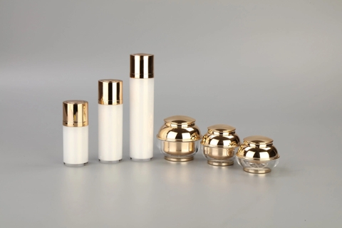 CHAI NƯỚC HOA/DƯỠNG MÔI NHỰA PP ; DUNG TÍCH 50ML - 100ML