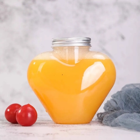 CHAI NHỰA PET ĐỰNG NƯỚC HÌNH TRÁI TIM; DUNG TÍCH 300ML - 500ML