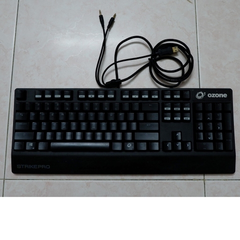 Bàn phím cơ Ozone Strike Pro 2nd Red Switch