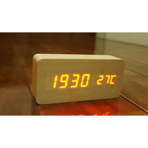 [GJ] Đồng hồ gỗ led để bàn