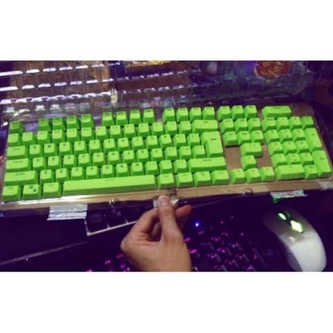 Bộ keycap 104+2 phím pbt double shot xuyên led xanh lá