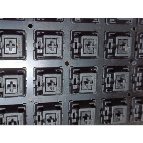 [Bán xác] Bảng mạch bàn phím cơ 50 switch cherry black date 2009 - QC Pass 2013