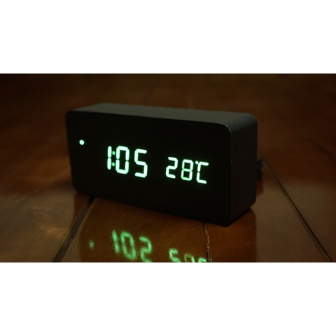 [GJ] Đồng hồ gỗ led để bàn