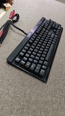 Bàn Phím Cơ Corsair K70 RGB (Cũ) - Vỏ Nhôm, Switch Cherry Brown | MKShop