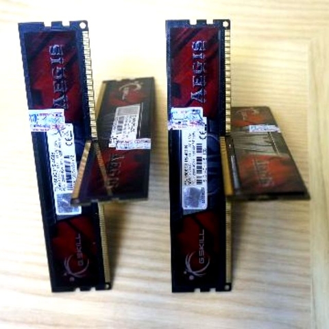 Ram 3 4Gb Gskill Aegis bus 1600 XMP ready [GJ]