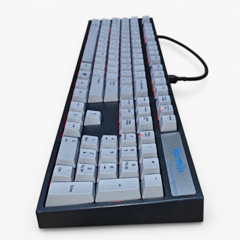 Bàn Phím Cơ Varmilo VA104M Fullsize (Cũ) - Switch Cherry Red, LED Đỏ | MKShop