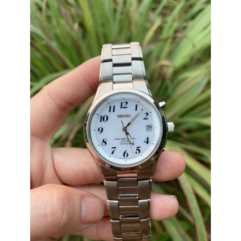 Đồng hồ nam Seiko Radio Control Titanium toàn thân, năng lượng mặt trời