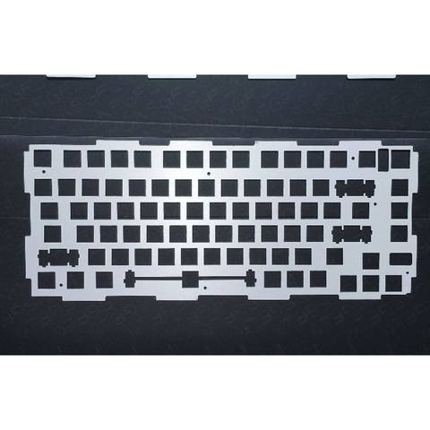Plate nhôm custom cho bàn phím cơ LMK67 LMK81A
