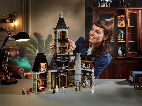 Lego Haunted House 10273
