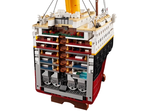 LEGO® Titanic 10294