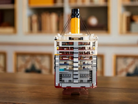 LEGO® Titanic 10294