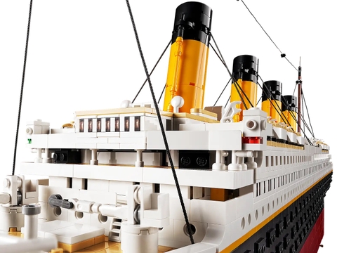 LEGO® Titanic 10294