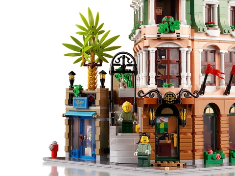 LEGO Boutique Hotel 10297