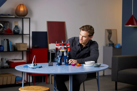 LEGO Optimus Prime 10302