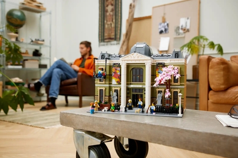 LEGO Natural History Museum 10326