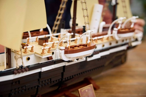LEGO The Endurance 10335