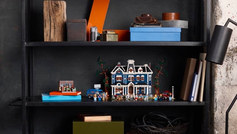 LEGO Stranger Things WSQK Radio Station 40891
